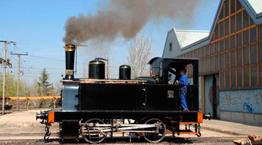 Una nueva locomotora de vapor en funcionamiento llega al Museo del Ferrocarril de Catalua