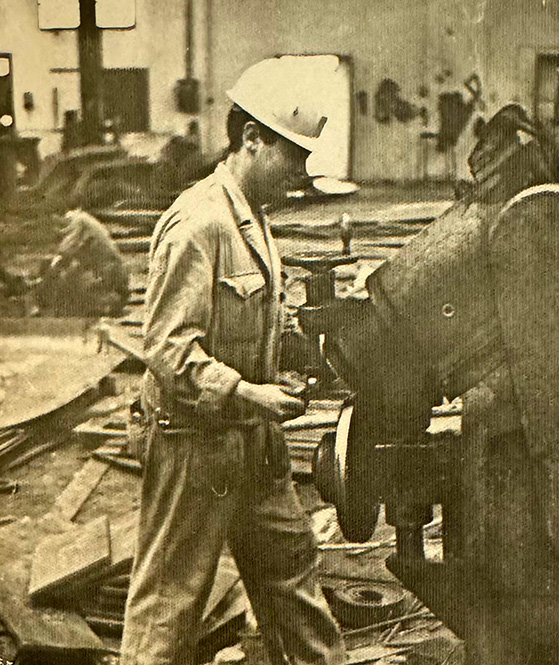 Víctor treballant a Euskalduna