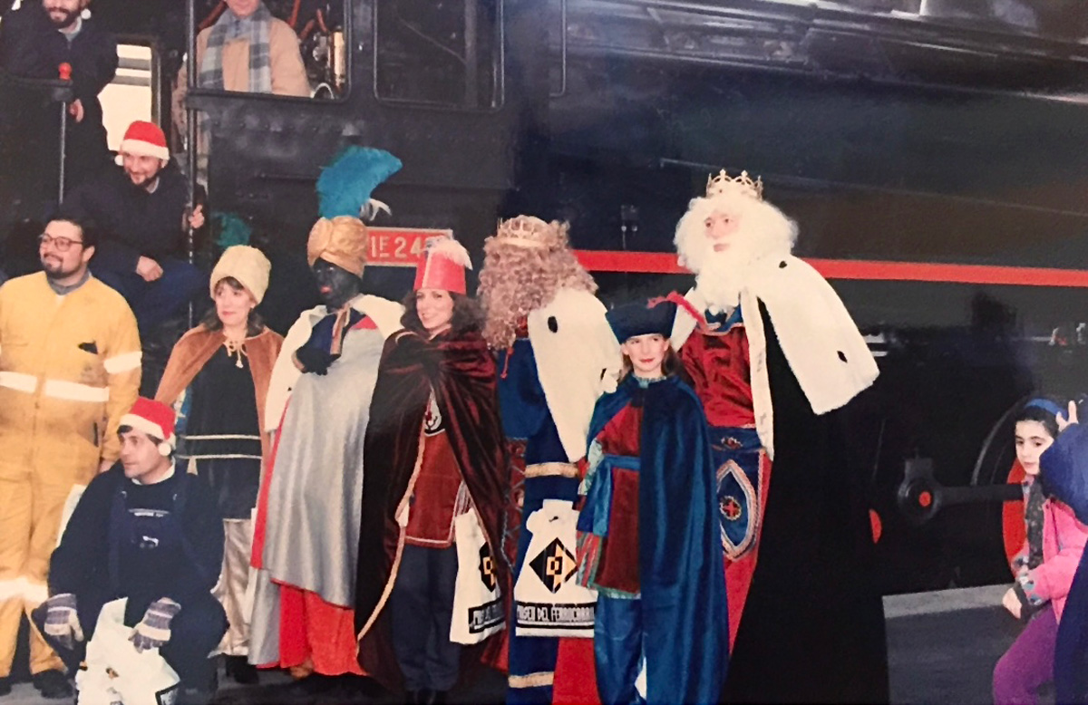 Ana Grande participant com a patge al tren de Nadal del Museu de Madrid